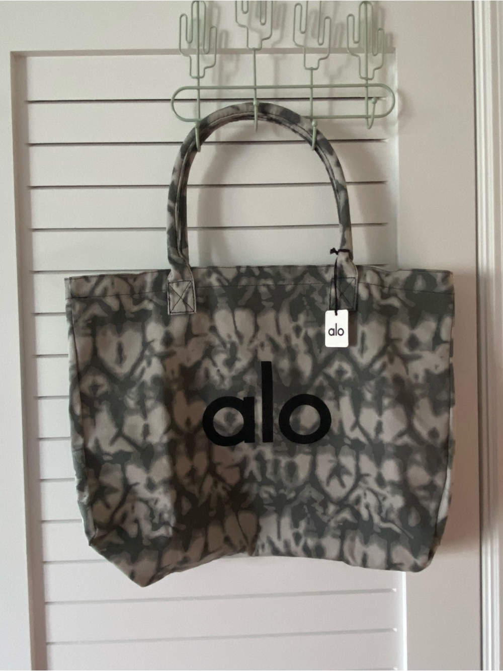 Alo Yoga Tote Bag One Size Grey Tiedye New with Tags
